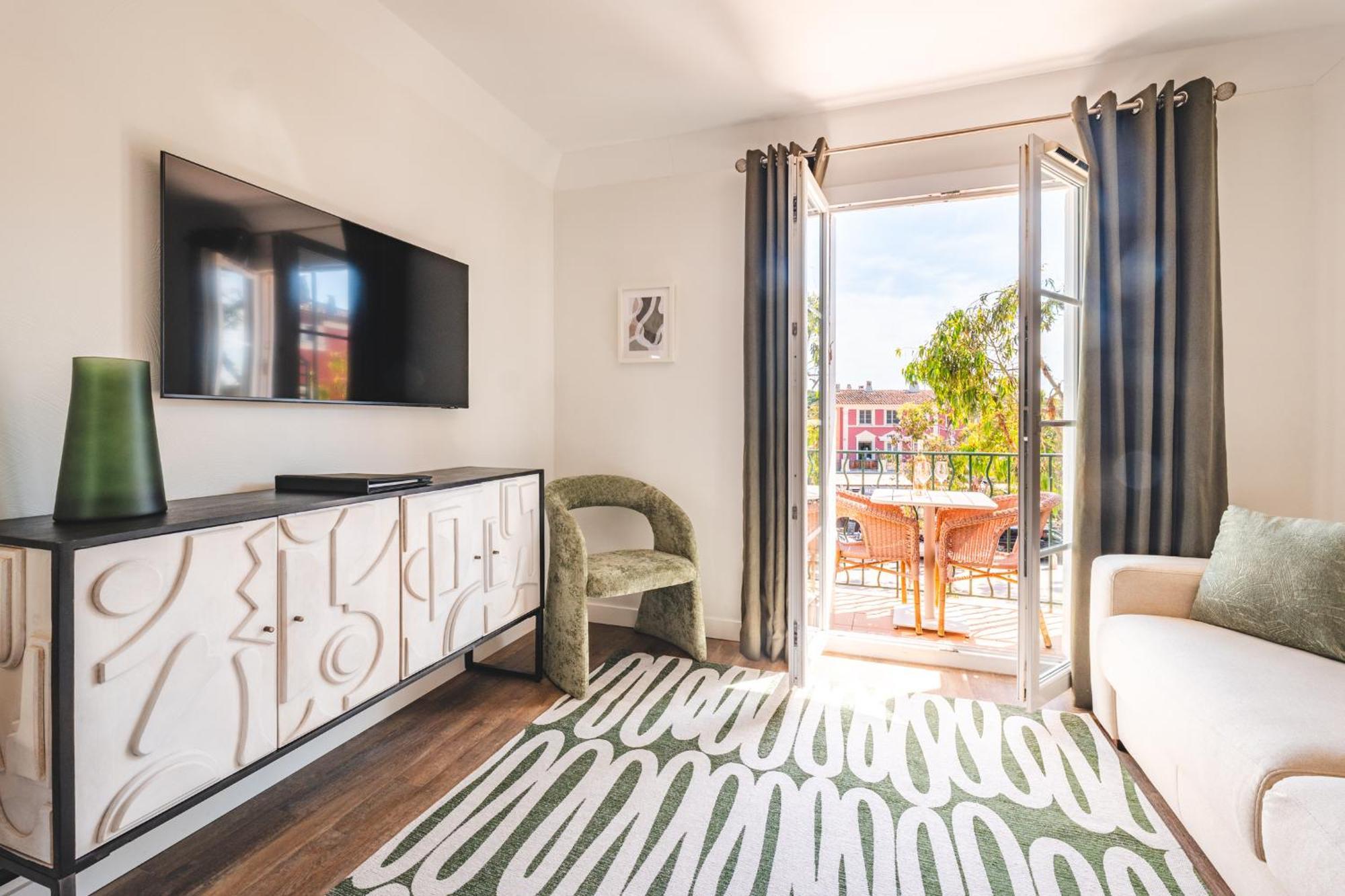 Le Suffren Apartahotel Grimaud