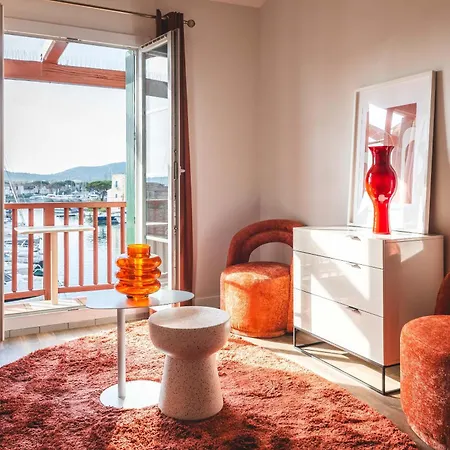 Le Suffren Hôtel Grimaud Exterior foto