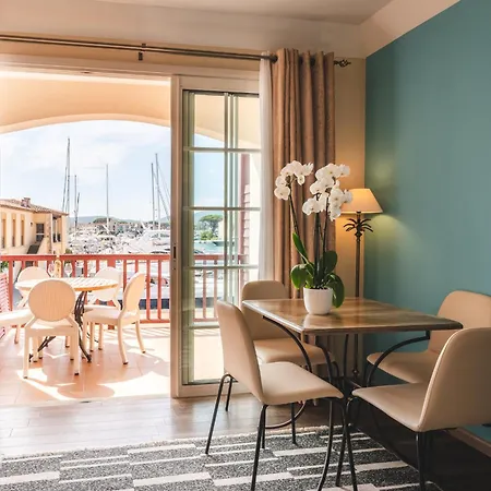 Le Suffren Hotel Grimaud Exterior photo