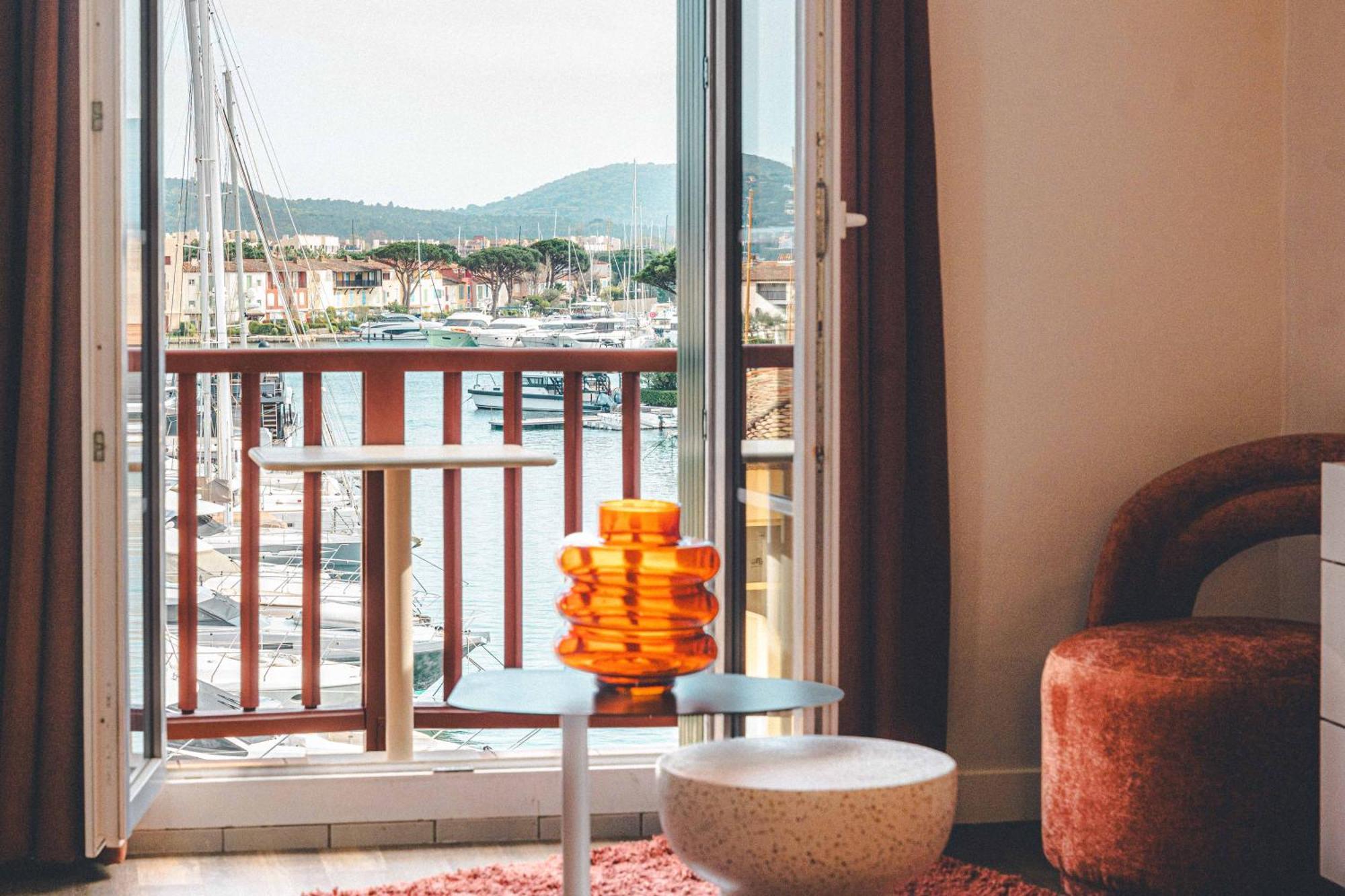 Le Suffren Aparthotel 4*